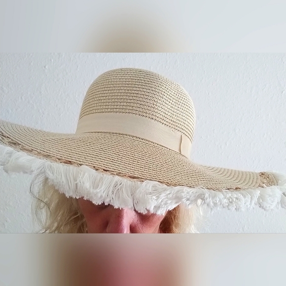 KENDALL+ KYLIE Natural Paper Straw Summer Hat with Fringe main image 9